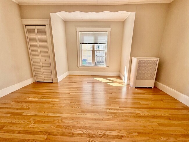 Building Photo - 31 Brooks Park