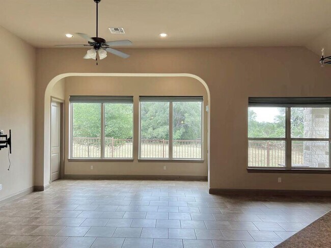 Building Photo - 3021 Portulaca Dr