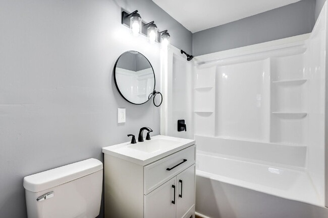 Building Photo - 1433 N Kokomo Ave