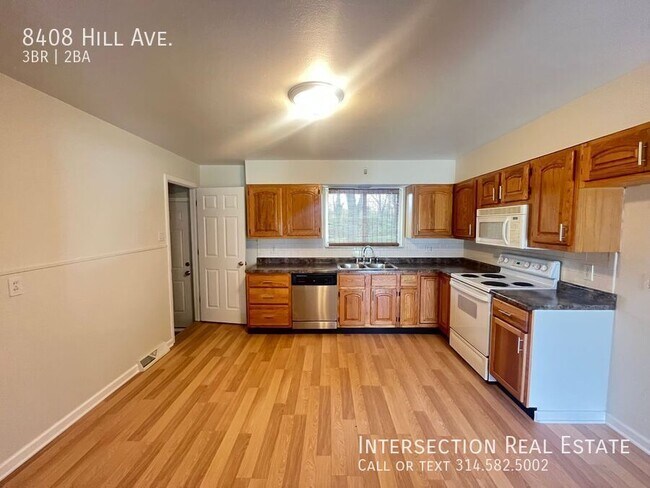 Building Photo - 8408 Hill Ave