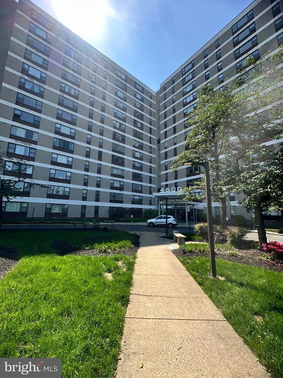 Building Photo - 4600 Duke St