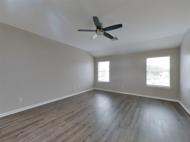 Building Photo - 4015 Camelia Glen Ln