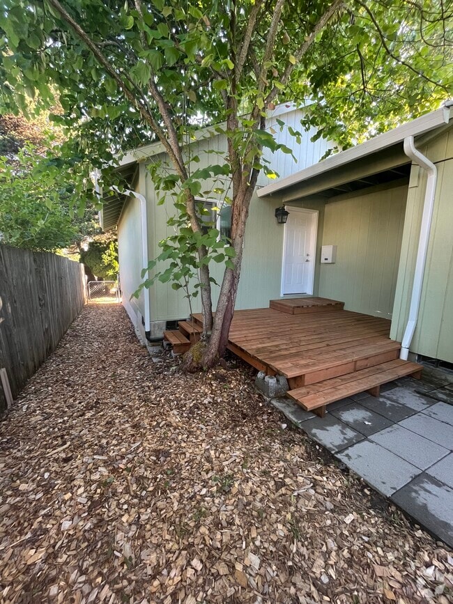 Building Photo - 2832 Indigo Way