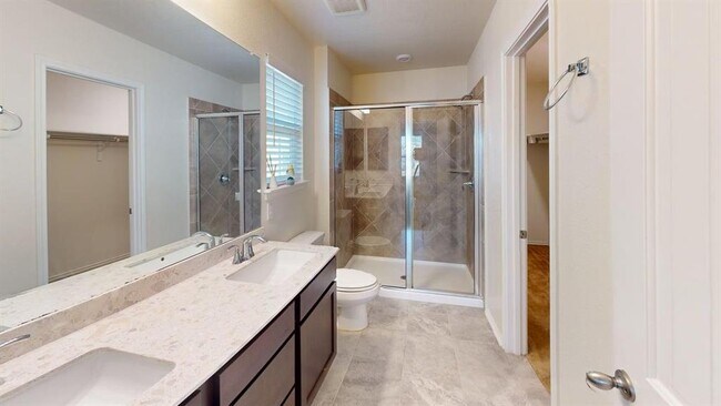 Building Photo - 906 Screech Owl Dr