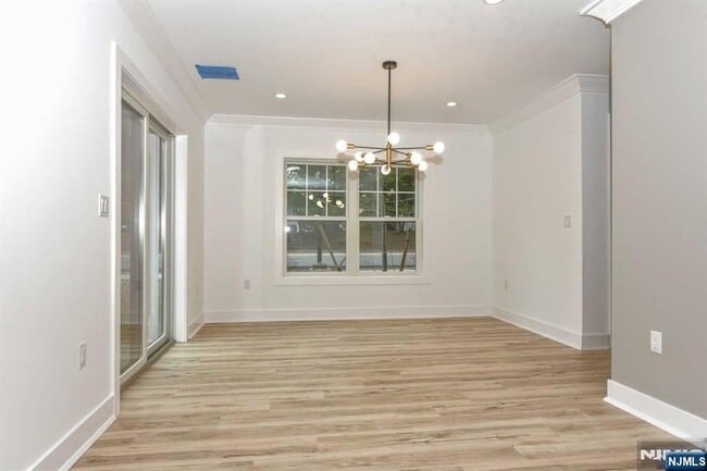 Building Photo - 108 Collignon Way