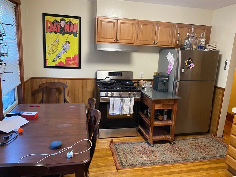 Building Photo - 144 Nonantum St