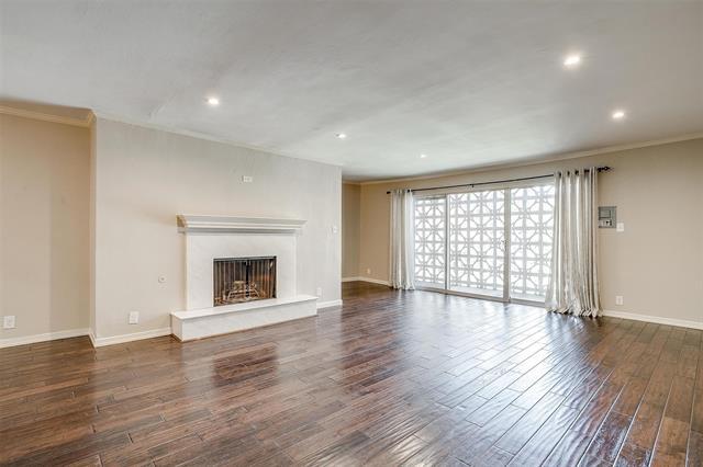 Building Photo - 2301 Ridgmar Plaza