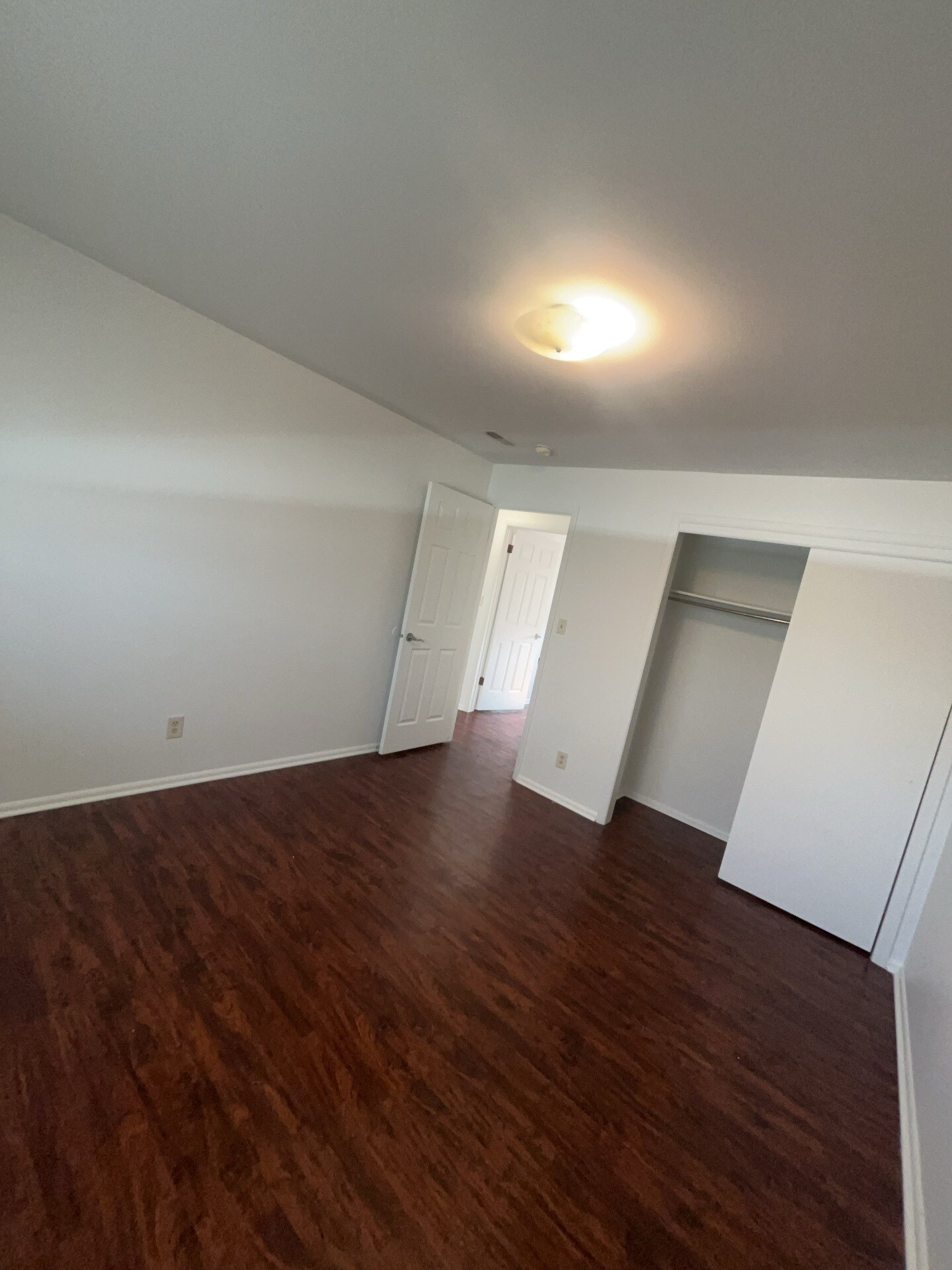 Building Photo - 351 Park Creeke Ln