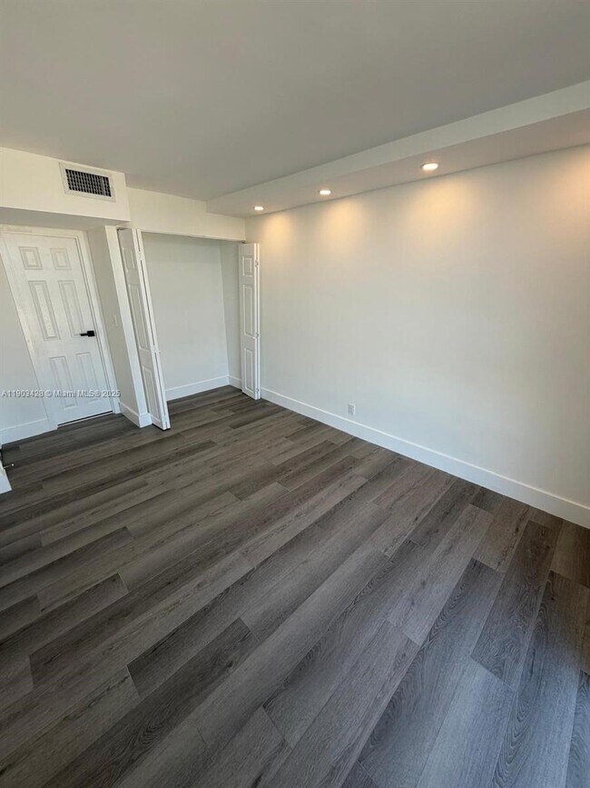 Building Photo - 801 Three Islands Boulevard