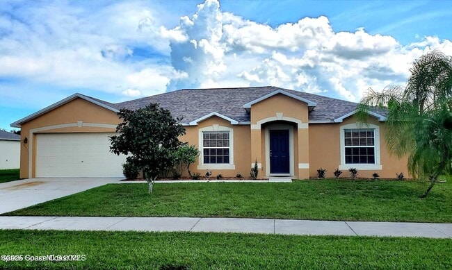 Primary Photo - 5321 Cinnamon Fern Blvd