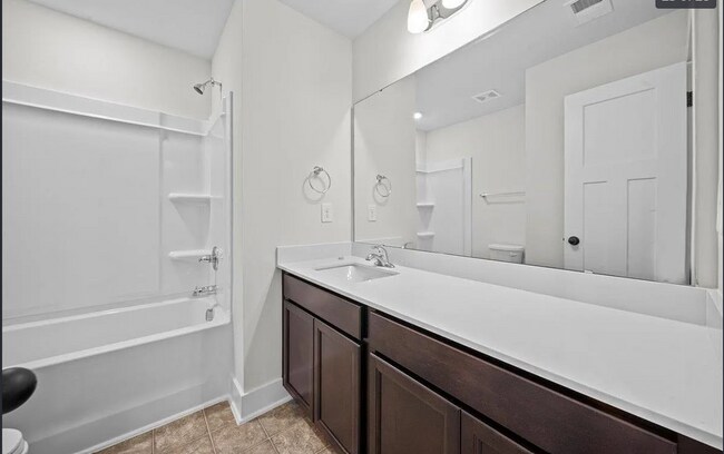 Building Photo - 1007 Millison Pl