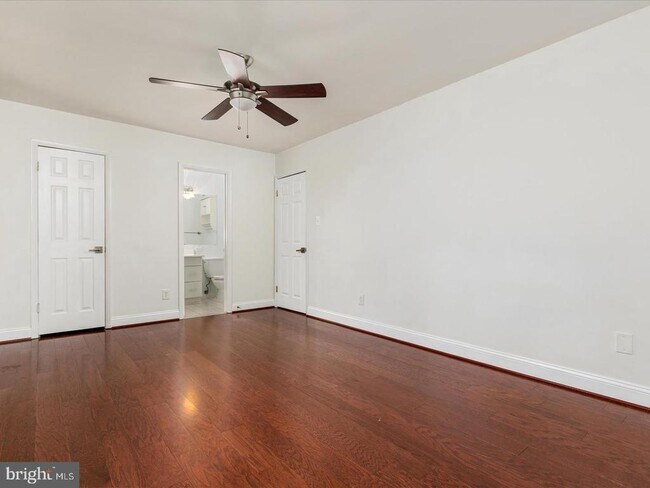 Building Photo - 3334 Woodburn Village Dr