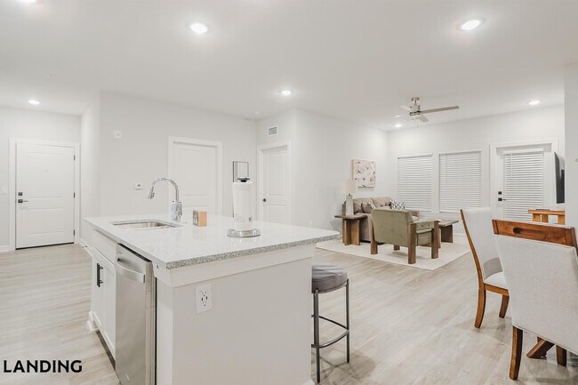 Building Photo - 5001 Willowgate Loop