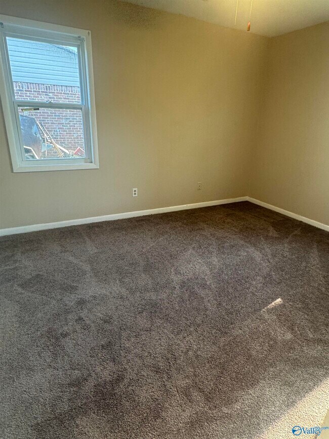 Building Photo - 3918 Binderton Pl SW