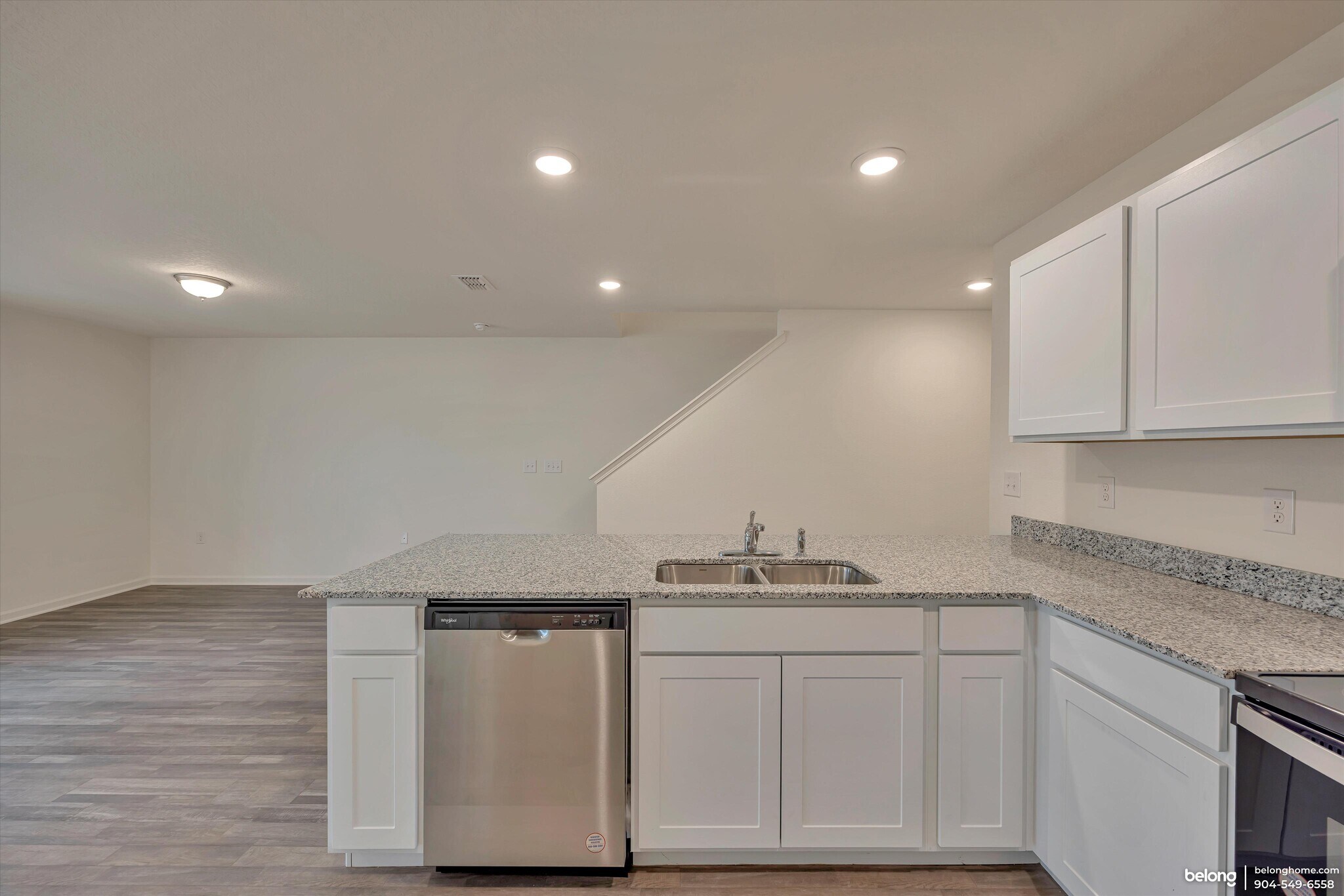 Building Photo - 45081 Red Brick Dr