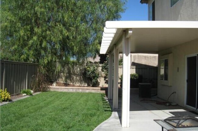 Building Photo - 43093 Teramo St