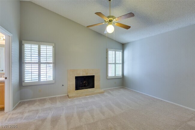 Building Photo - 292 Kershner Ct