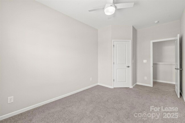 Building Photo - 5613 Amelia Ln