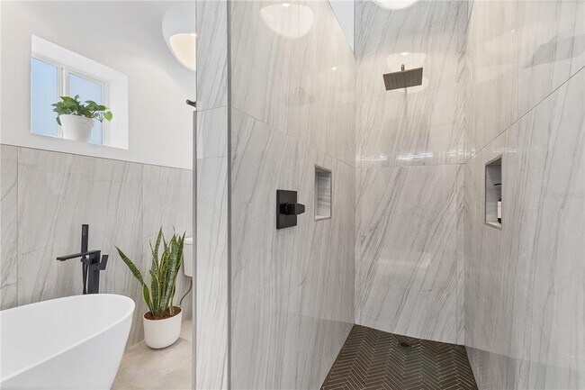 Building Photo - 35 Aegean Ave