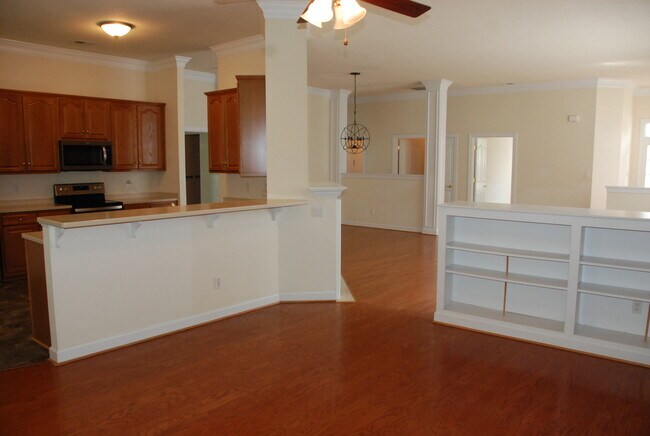 Building Photo - Renovated house for rent at Villages of We...