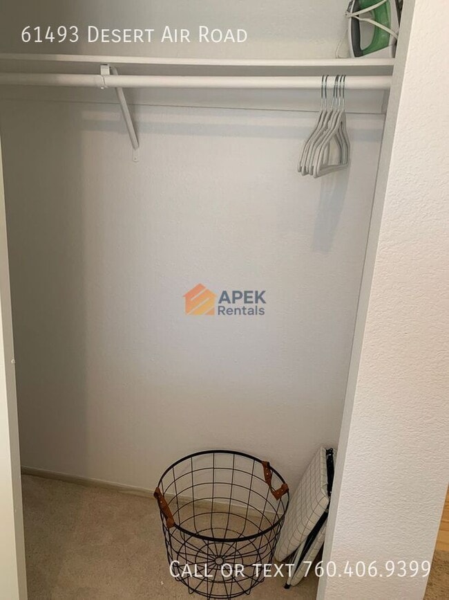 Building Photo - 61493 Desert Air Rd