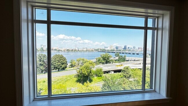 Building Photo - 22 Bay State Rd