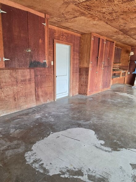 Building Photo - 749 San Patricio Ave