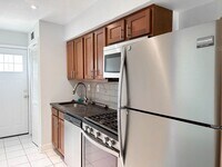 Building Photo - 1272 16th St NE
