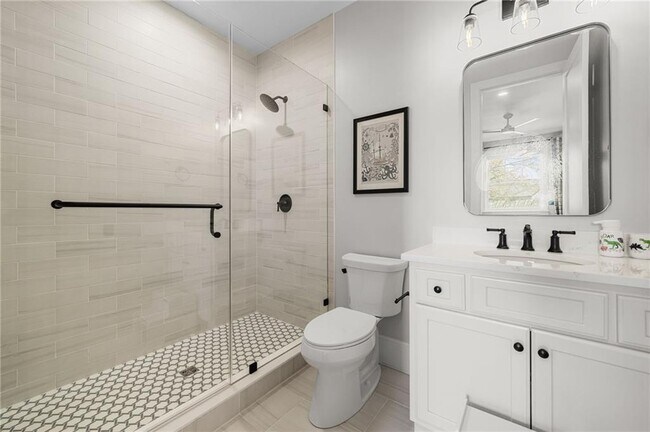 Building Photo - 1381 Wessyngton Rd NE