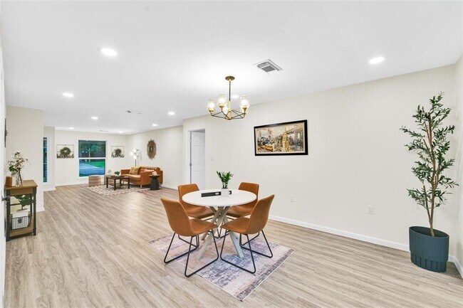Building Photo - 9714 Blankenship Dr