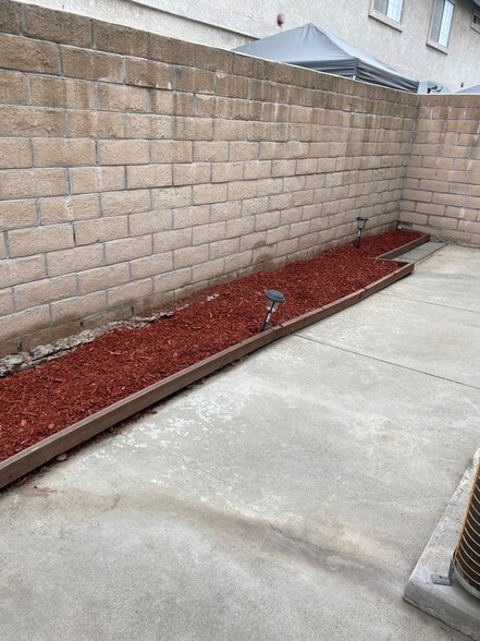 Patio - 315 W Center St