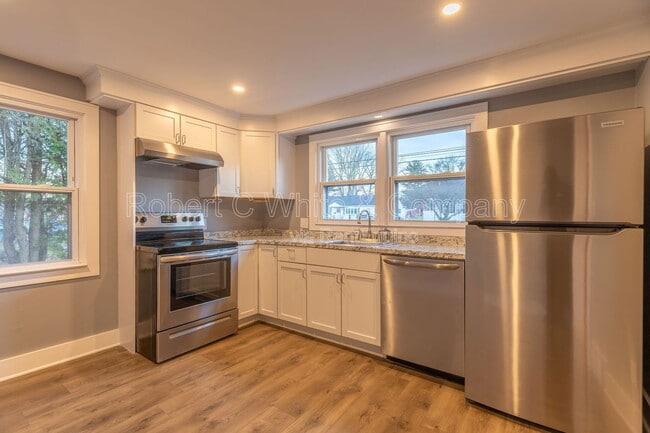 Building Photo - 287 Prospect St