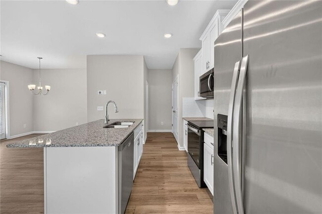 Building Photo - 6362 Sundowner Pl
