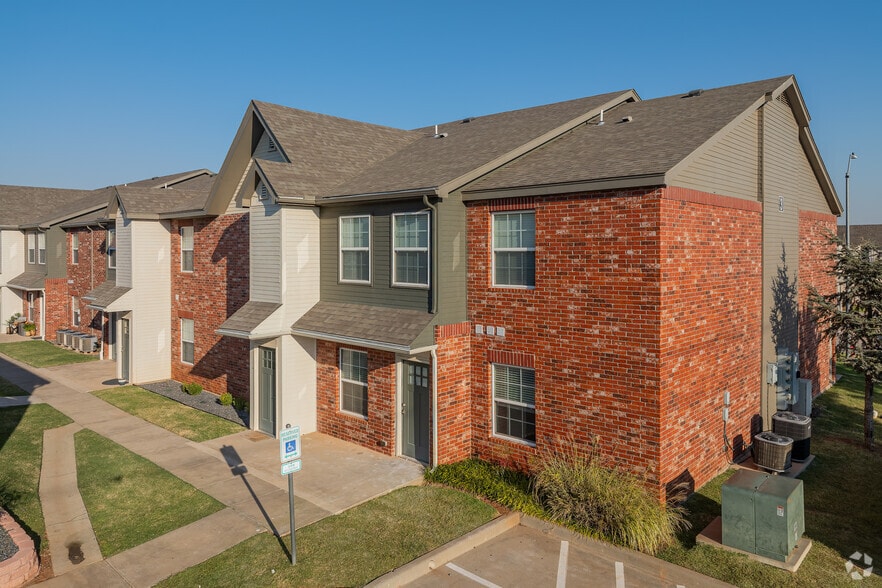 Alternative Exterior - Pointe at North Penn