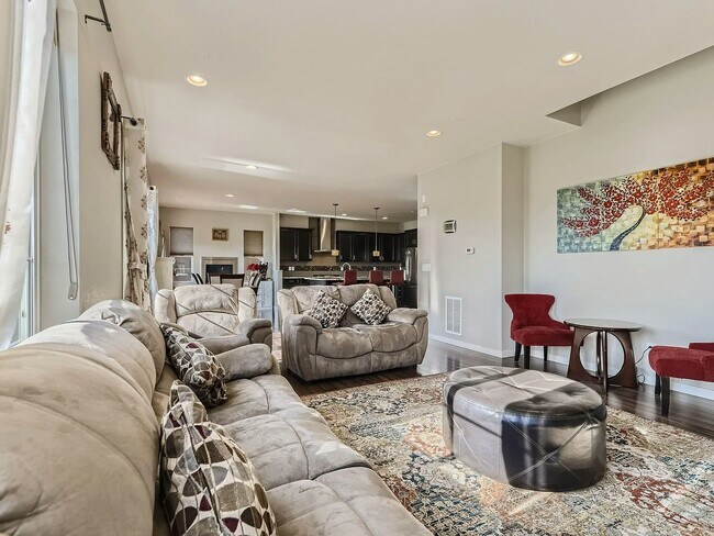 Building Photo - 14132 Touchstone Point