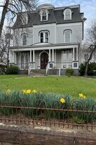 Building Photo - 162 E Washington Ave