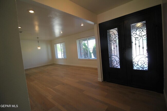 Building Photo - 19014 Armington Dr