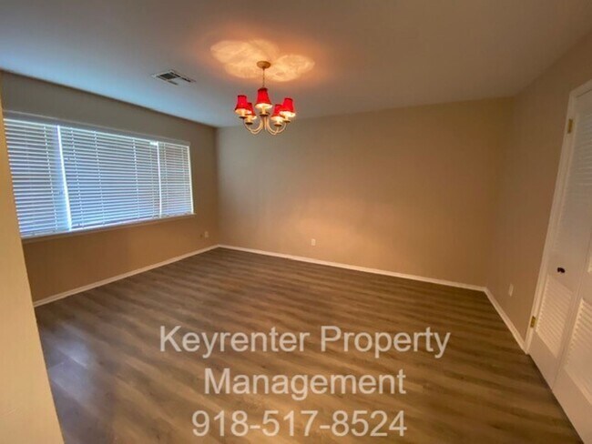 Building Photo - 3 Bed | 2 Full Bath | 31st & Memorial