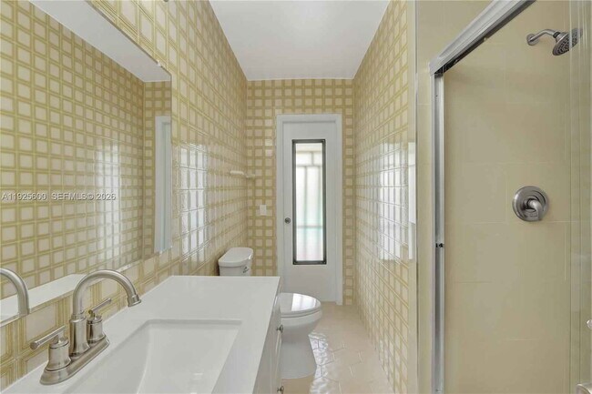 Building Photo - Southwest 94th Avenue, Miami, FL 33165 - 3 BR 2 BA single-family home