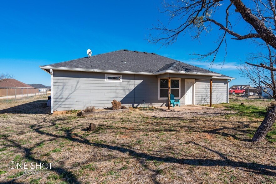 Building Photo - 329 Hog Eye Rd