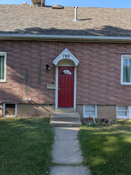 Primary Photo - 780 29th St