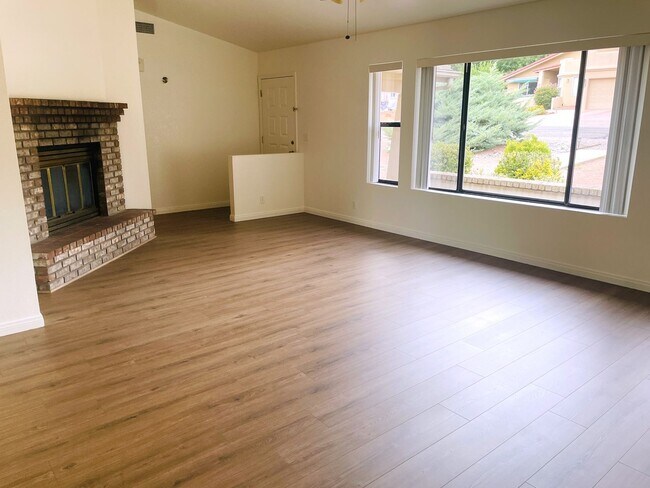 Building Photo - HOUSE - RED ROCK VIEWS - VILLAGE OF OAK CREEK