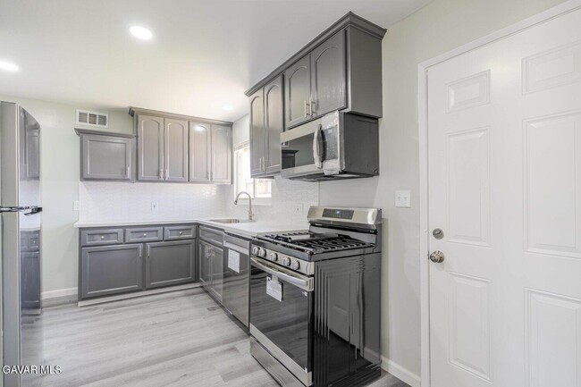 Building Photo - 44961 5th St