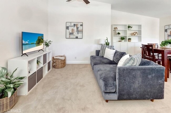 Building Photo - 38 Abrigo