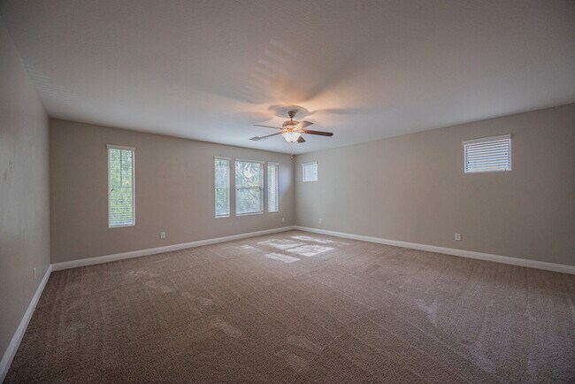 Building Photo - 3314 E Sheffield Rd