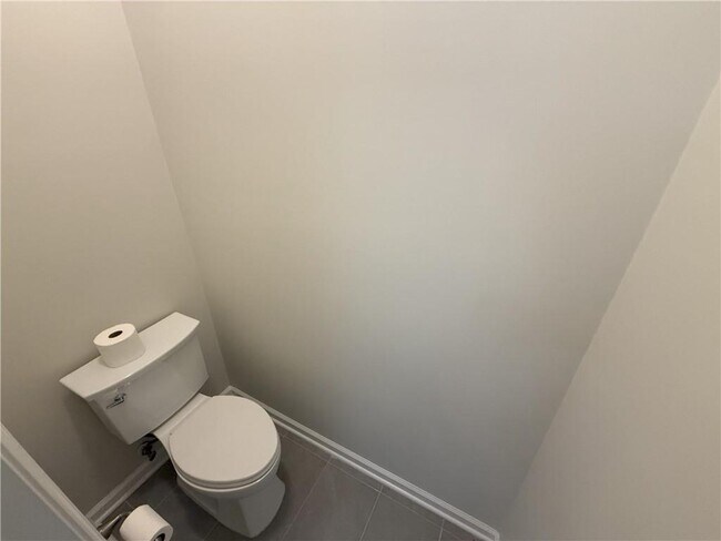 Building Photo - 1460 Vinery Ave