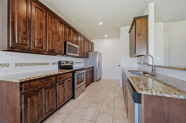 Building Photo - 1720 Fairway Dr