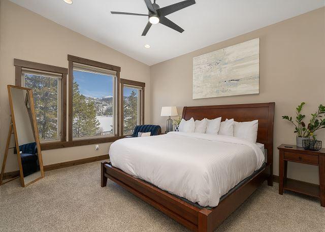 Building Photo - 65 Bluestem Ct
