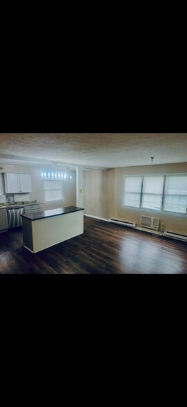 Building Photo - 1125 Algonquin Dr