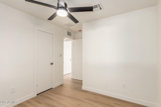 Building Photo - 4013 W Nancy Ln